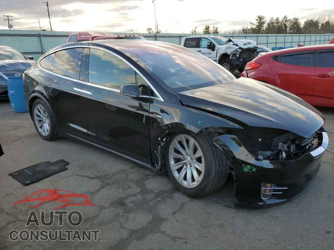 TESLA MODEL X 2016 - 5YJXCAE2XGF020452