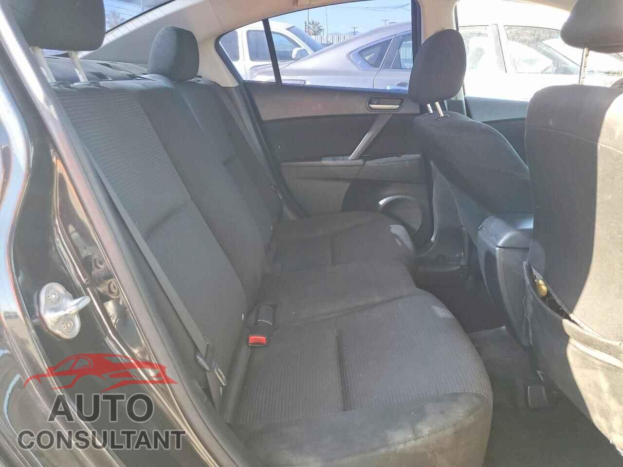 MAZDA 3 2013 - JM1BL1U76D1746403