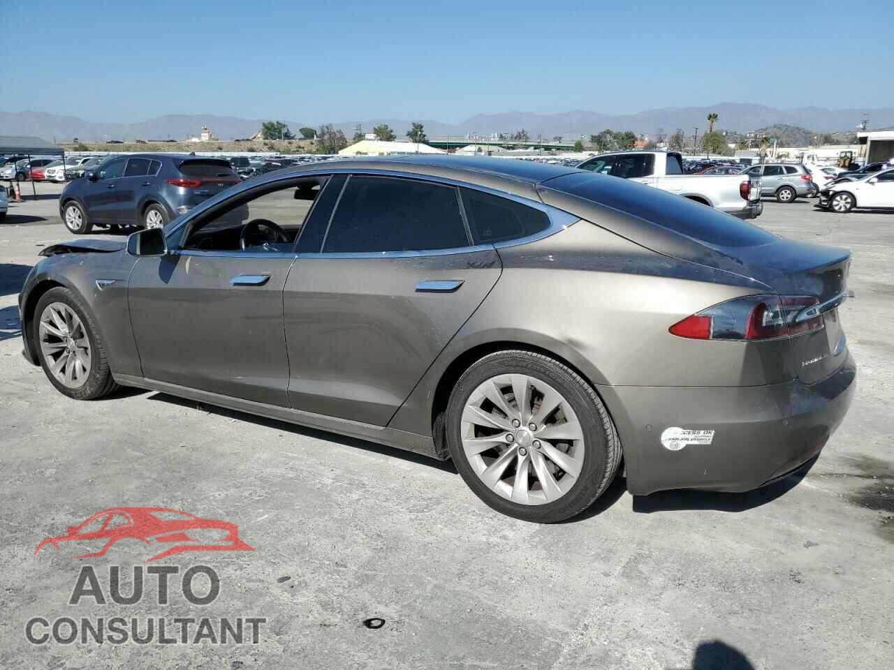 TESLA MODEL S 2016 - 5YJSA1E20GF159926