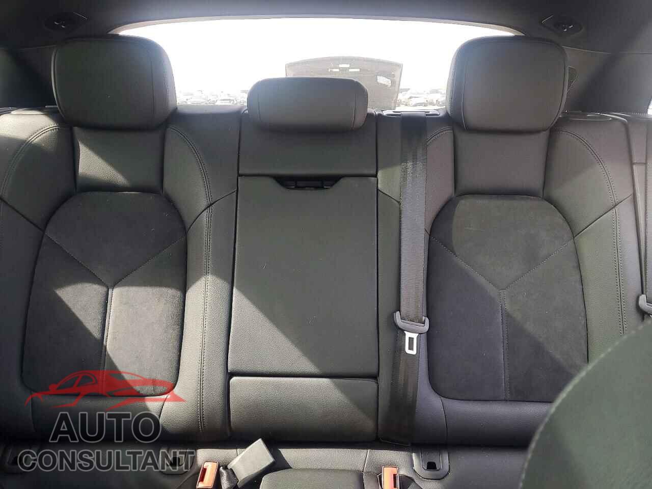 PORSCHE MACAN 2015 - WP1AB2A59FLB61831