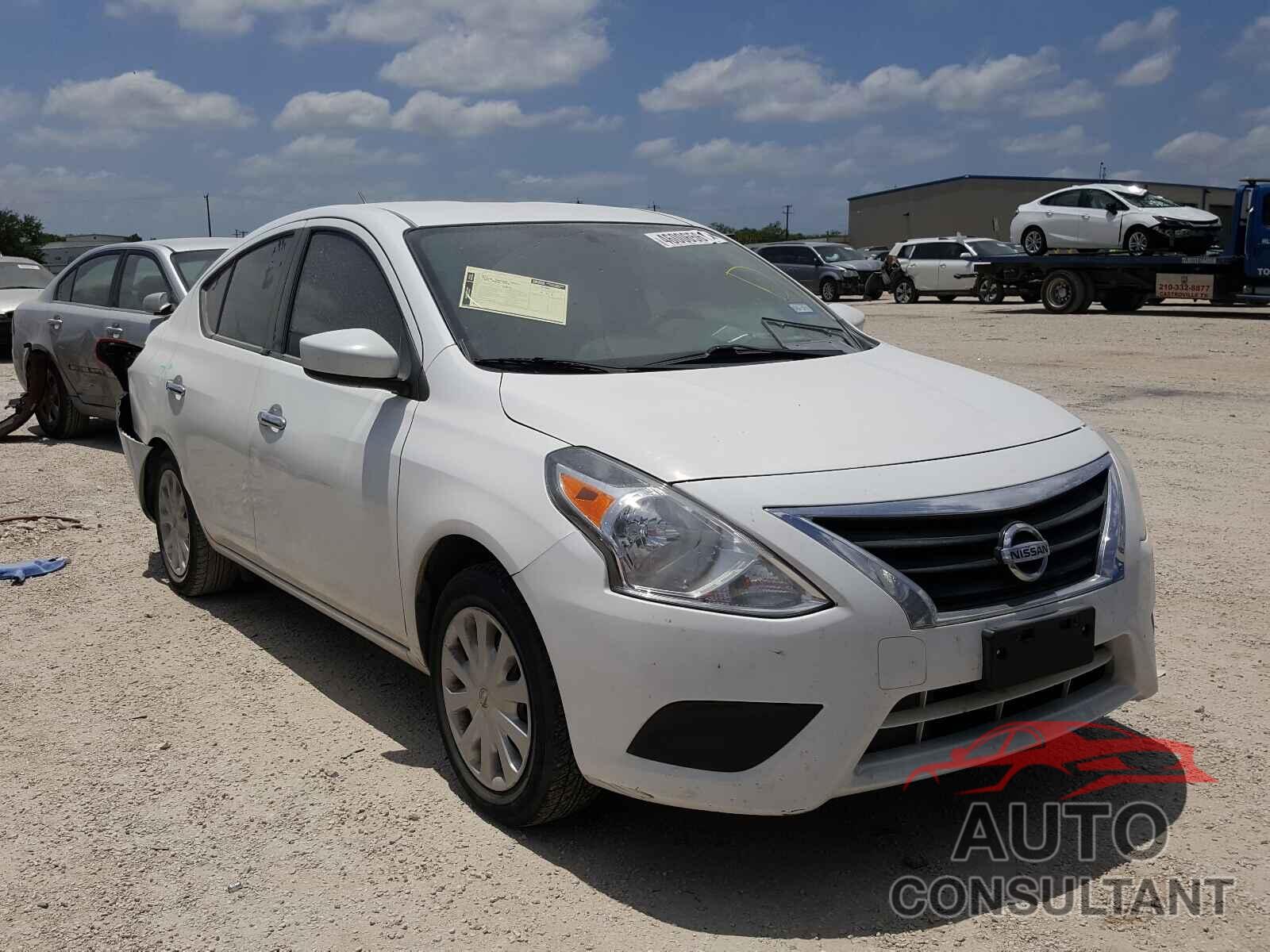 NISSAN VERSA 2017 - 3N1CN7AP3HK406946