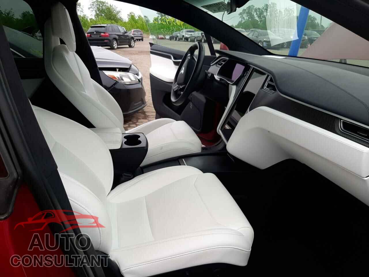 TESLA MODEL X 2017 - 5YJXCBE20HF065746