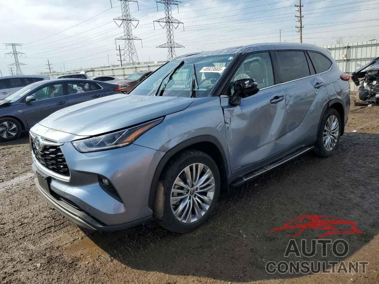 TOYOTA HIGHLANDER 2022 - 5TDEBRCH7NS083565