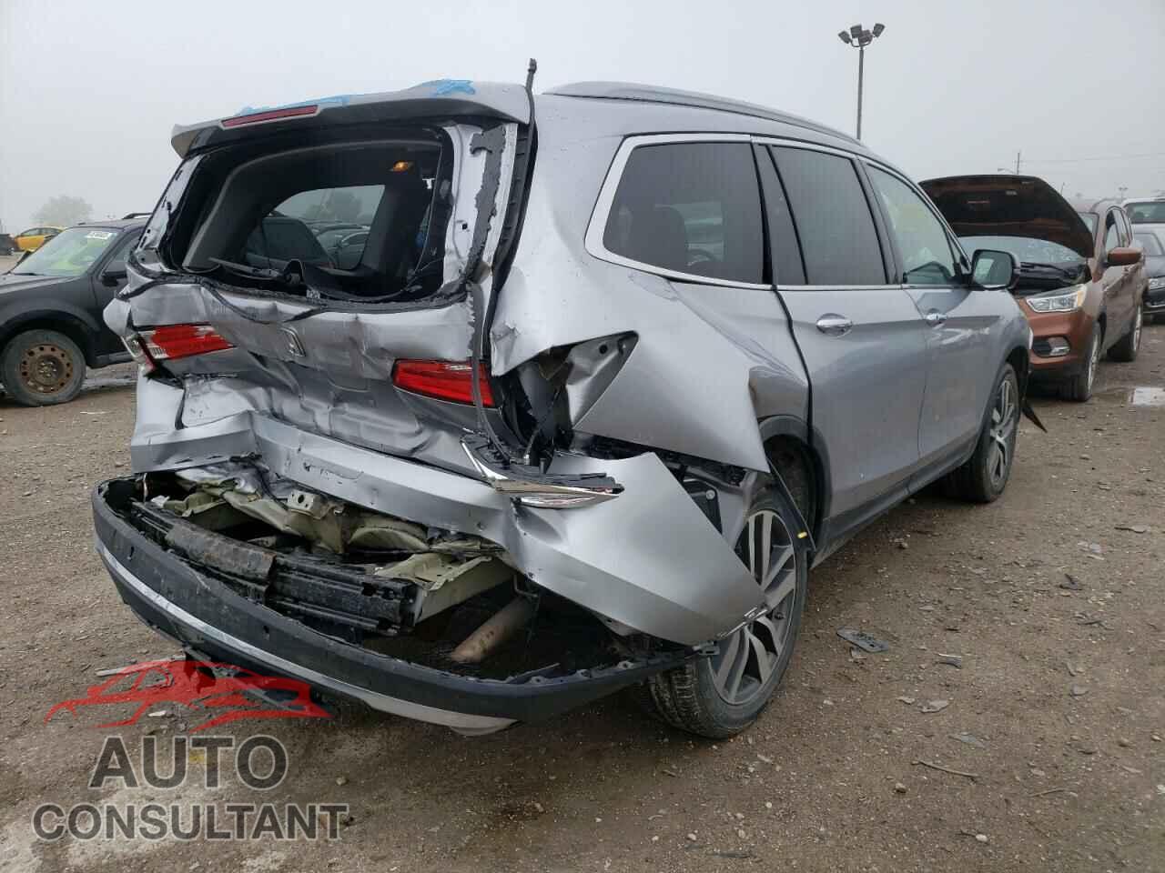 HONDA PILOT 2017 - 5FNYF6H03HB039770