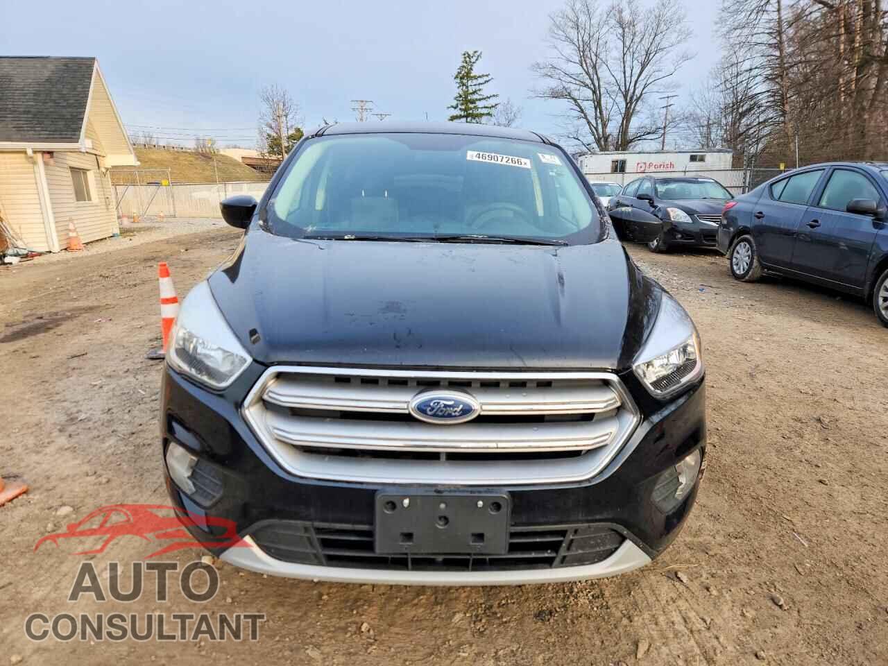 FORD ESCAPE 2017 - 1FMCU9GD2HUB39321