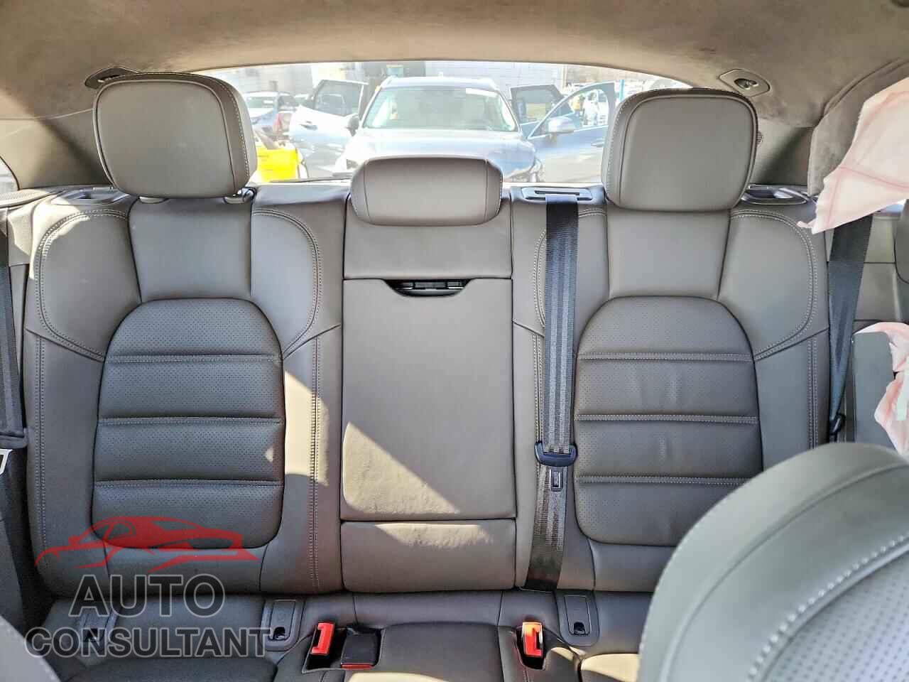PORSCHE MACAN 2021 - WP1AF2A58MLB60154