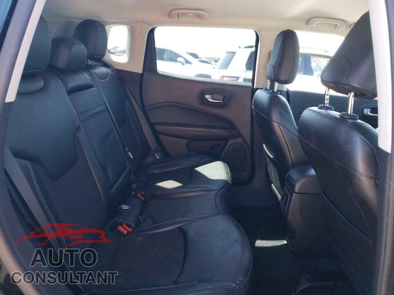 JEEP COMPASS 2020 - 3C4NJDBB5LT138570