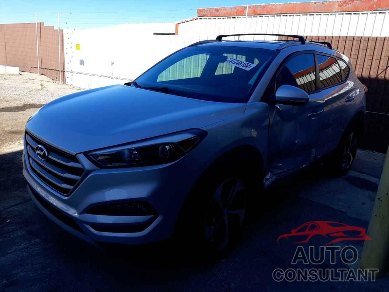 HYUNDAI TUCSON 2017 - KM8J33A22HU512680