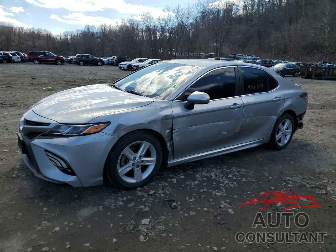 TOYOTA CAMRY 2018 - 4T1B11HK6JU157944