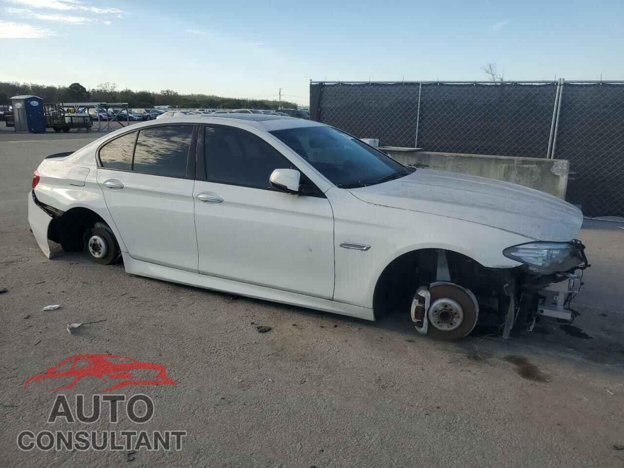 BMW 5 SERIES 2014 - WBAXA5C56ED689989