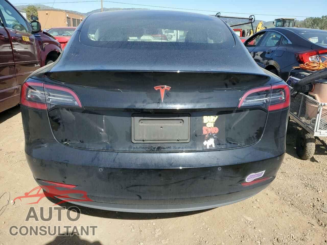 TESLA MODEL 3 2019 - 5YJ3E1EA3KF324666