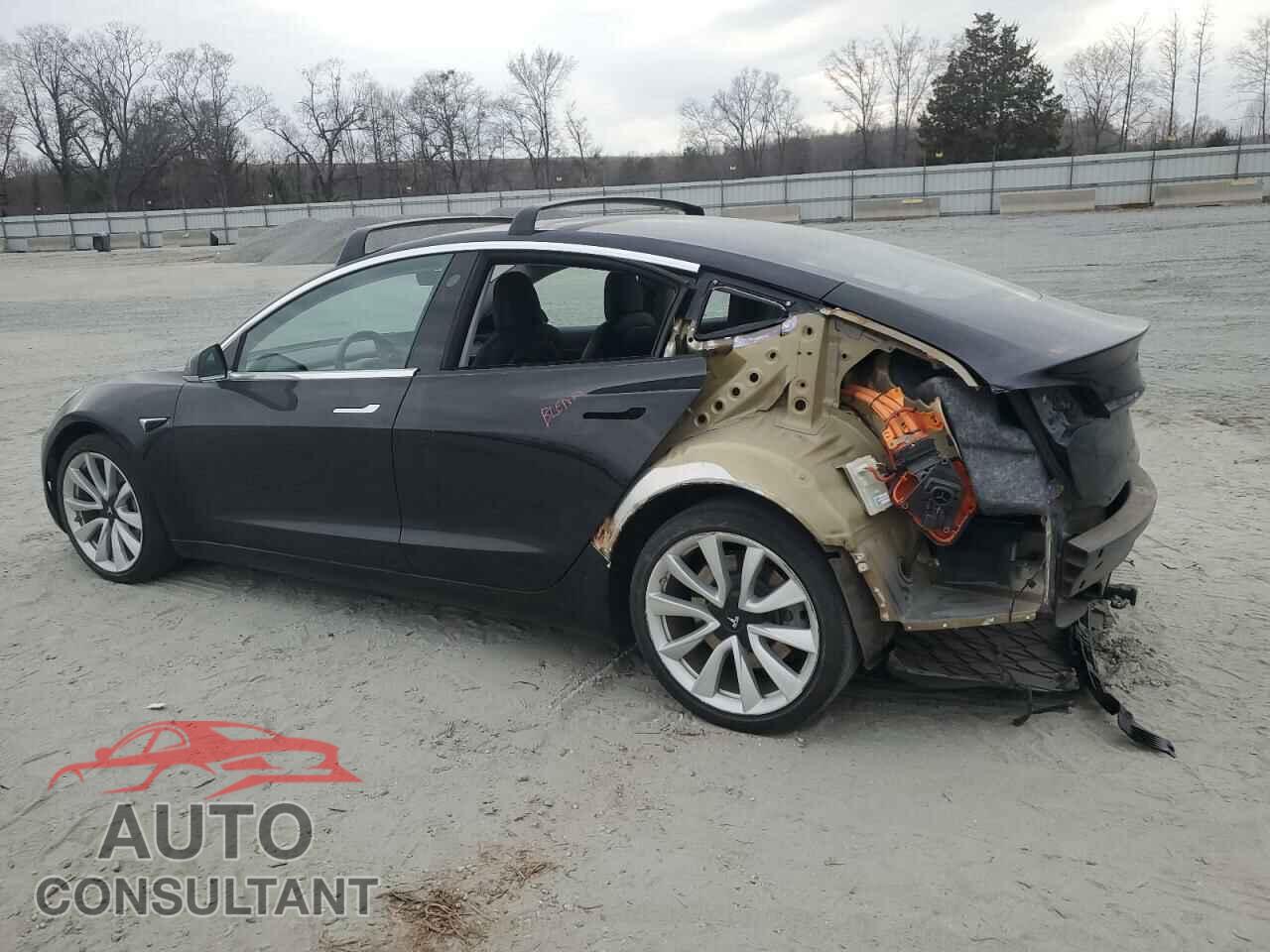 TESLA MODEL 3 2018 - 5YJ3E1EB7JF109346