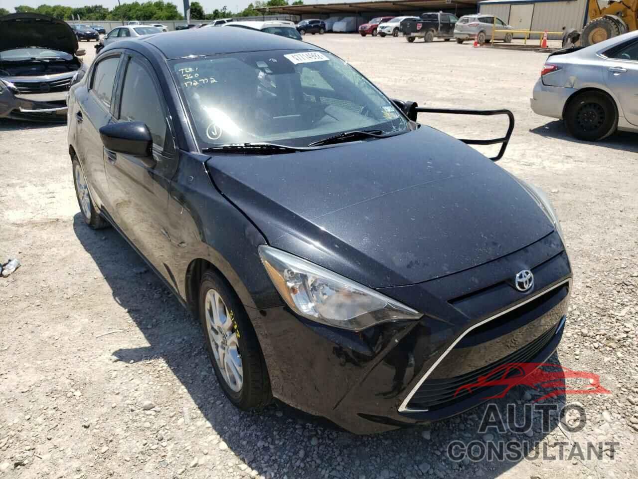 TOYOTA YARIS 2017 - 3MYDLBYV1HY172772