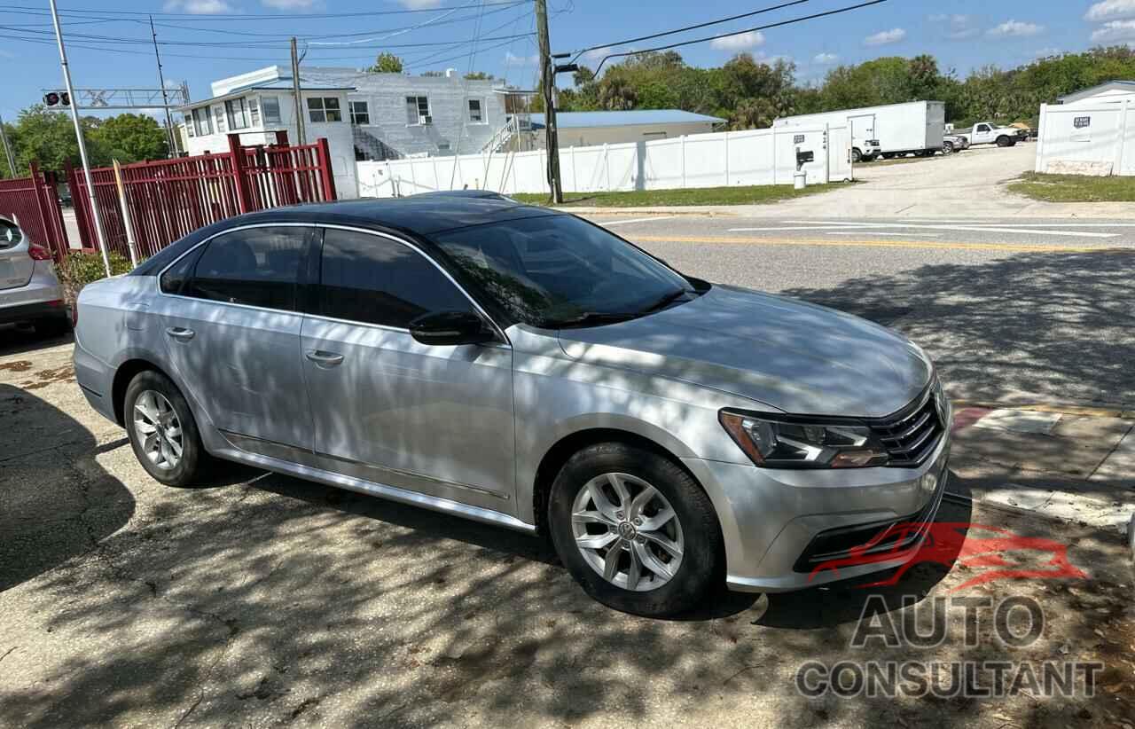 VOLKSWAGEN PASSAT 2017 - 1VWAT7A37HC023893