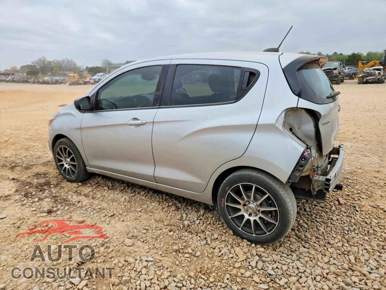 CHEVROLET SPARK 2017 - KL8CB6SA9HC813341