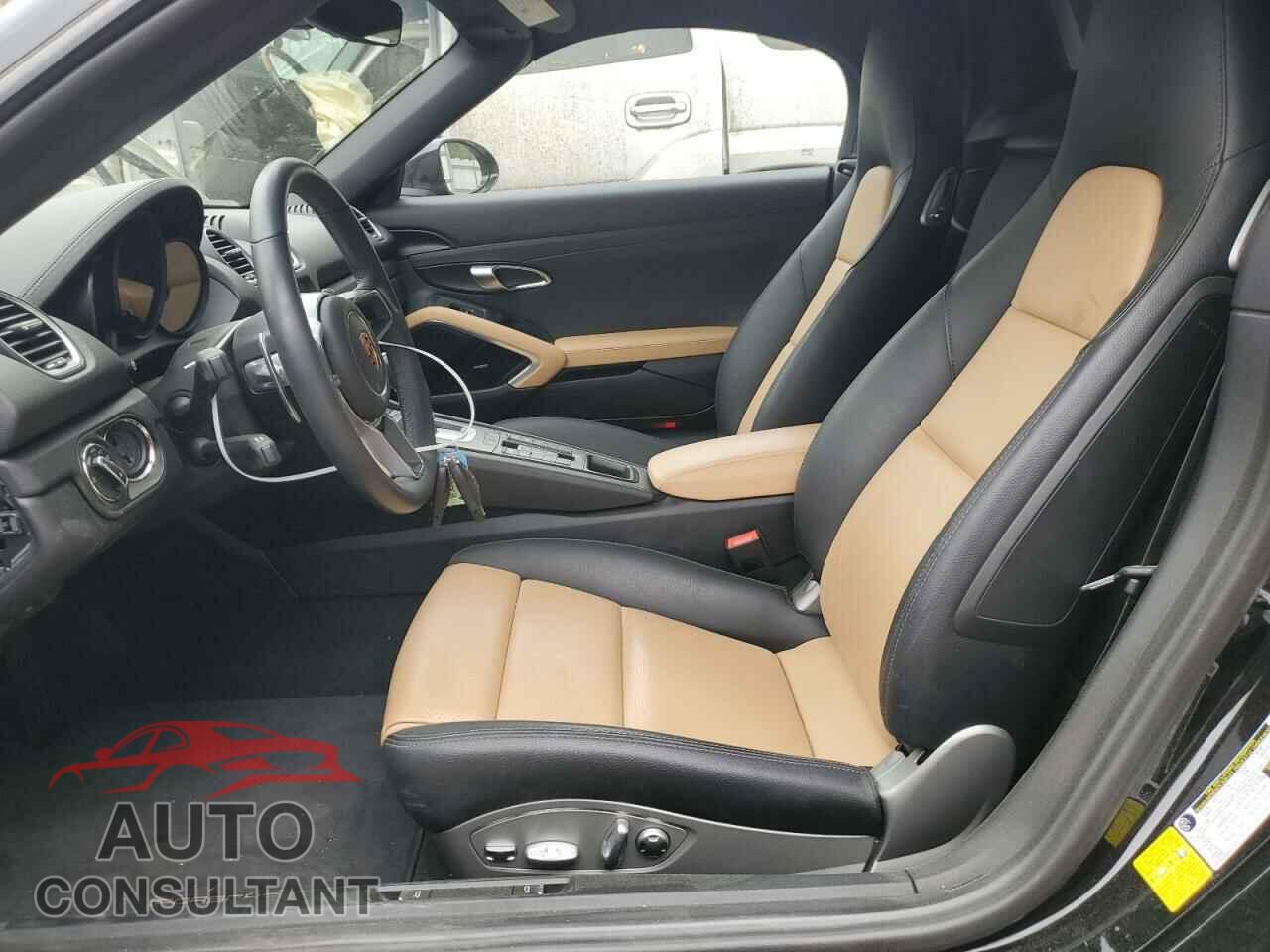 PORSCHE BOXSTER 2019 - WP0CA2A87KS210483