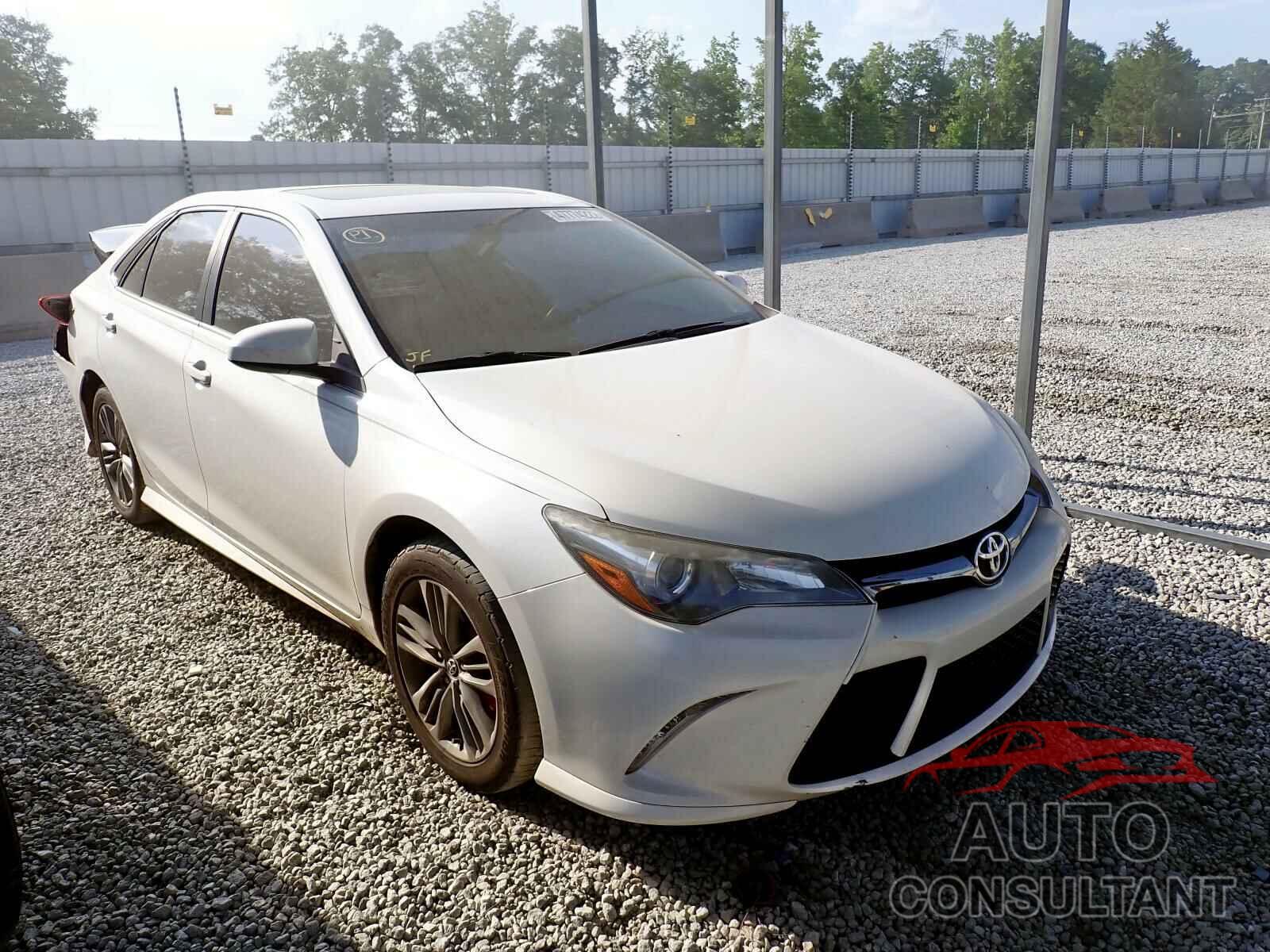 TOYOTA CAMRY 2016 - 4T1BF1FK2GU200138