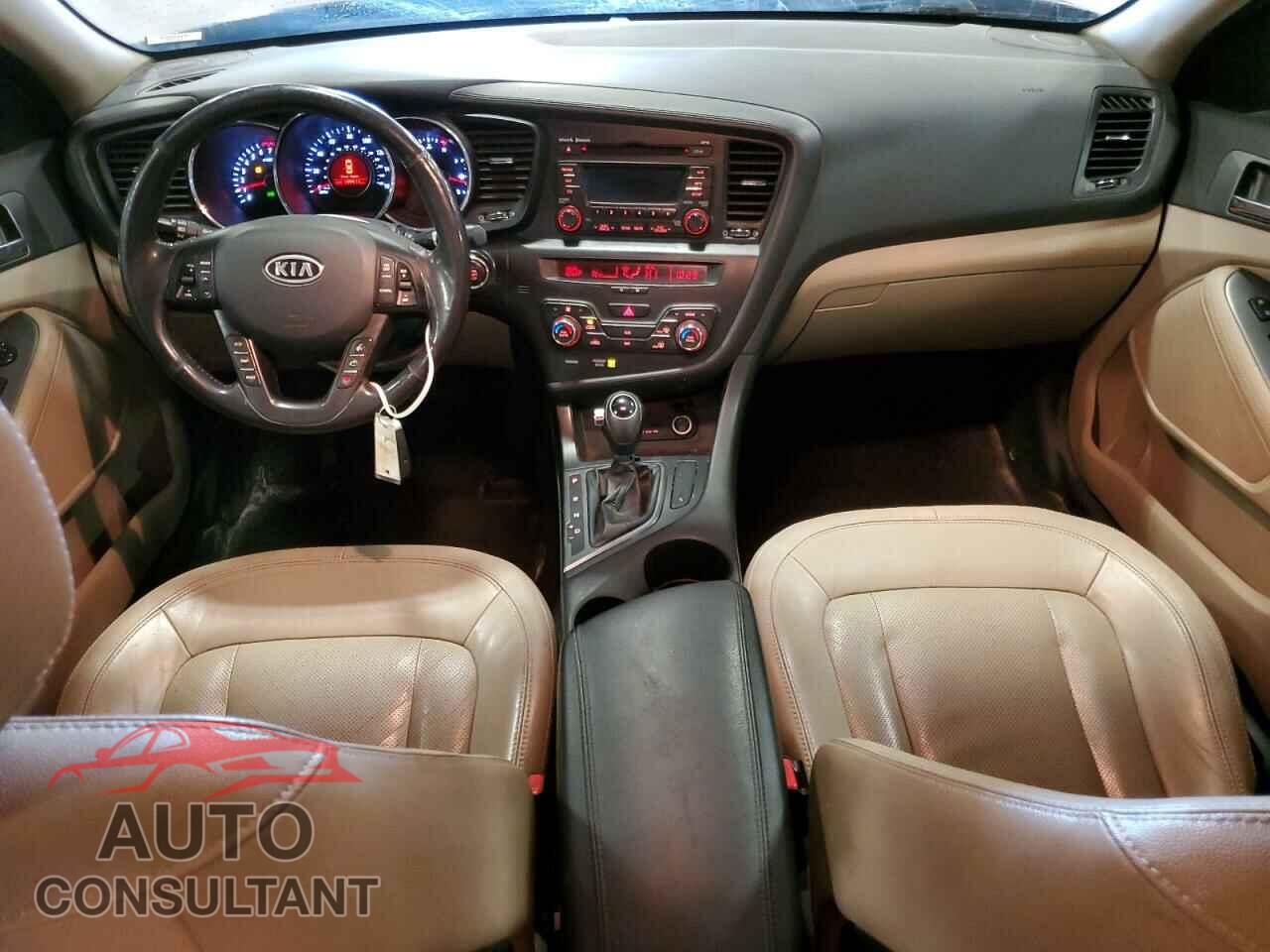 KIA OPTIMA 2011 - KNAGN4A77B5050643