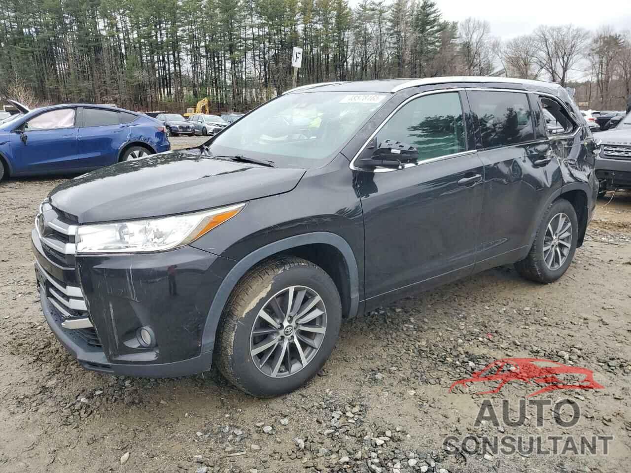 TOYOTA HIGHLANDER 2018 - 5TDJZRFH6JS887677