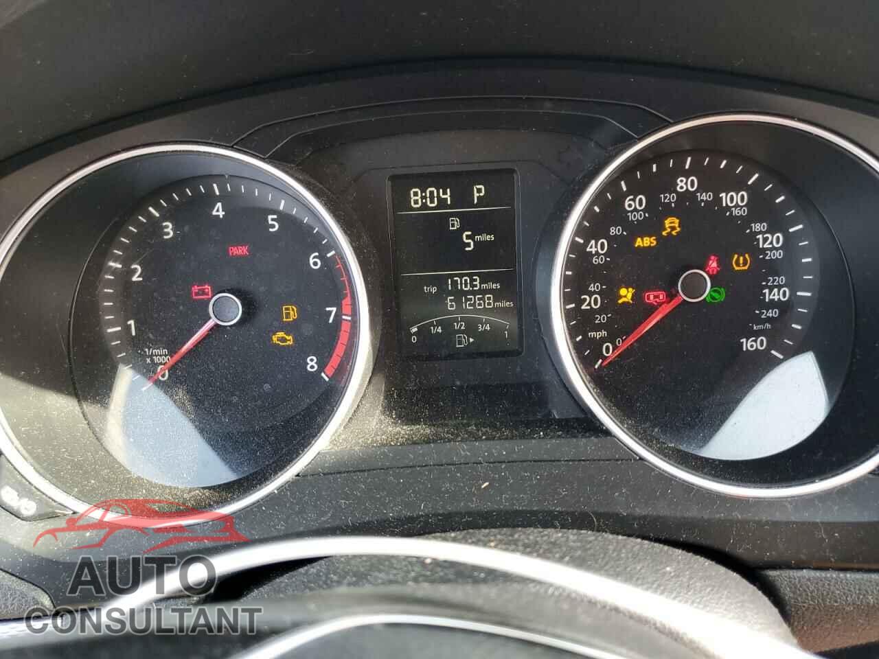 VOLKSWAGEN JETTA 2017 - 3VW2B7AJ3HM372666