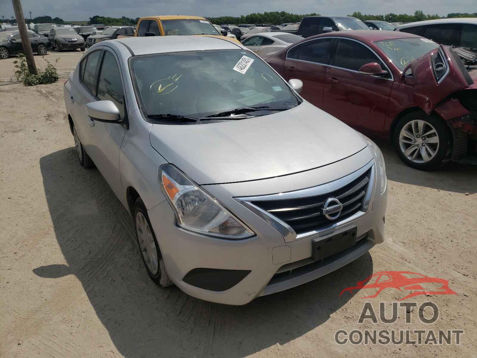 NISSAN VERSA 2017 - 3N1CN7APXHK443816