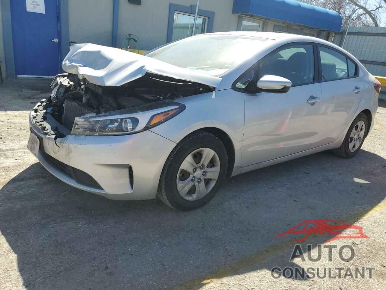 KIA FORTE 2018 - 3KPFL4A75JE197065