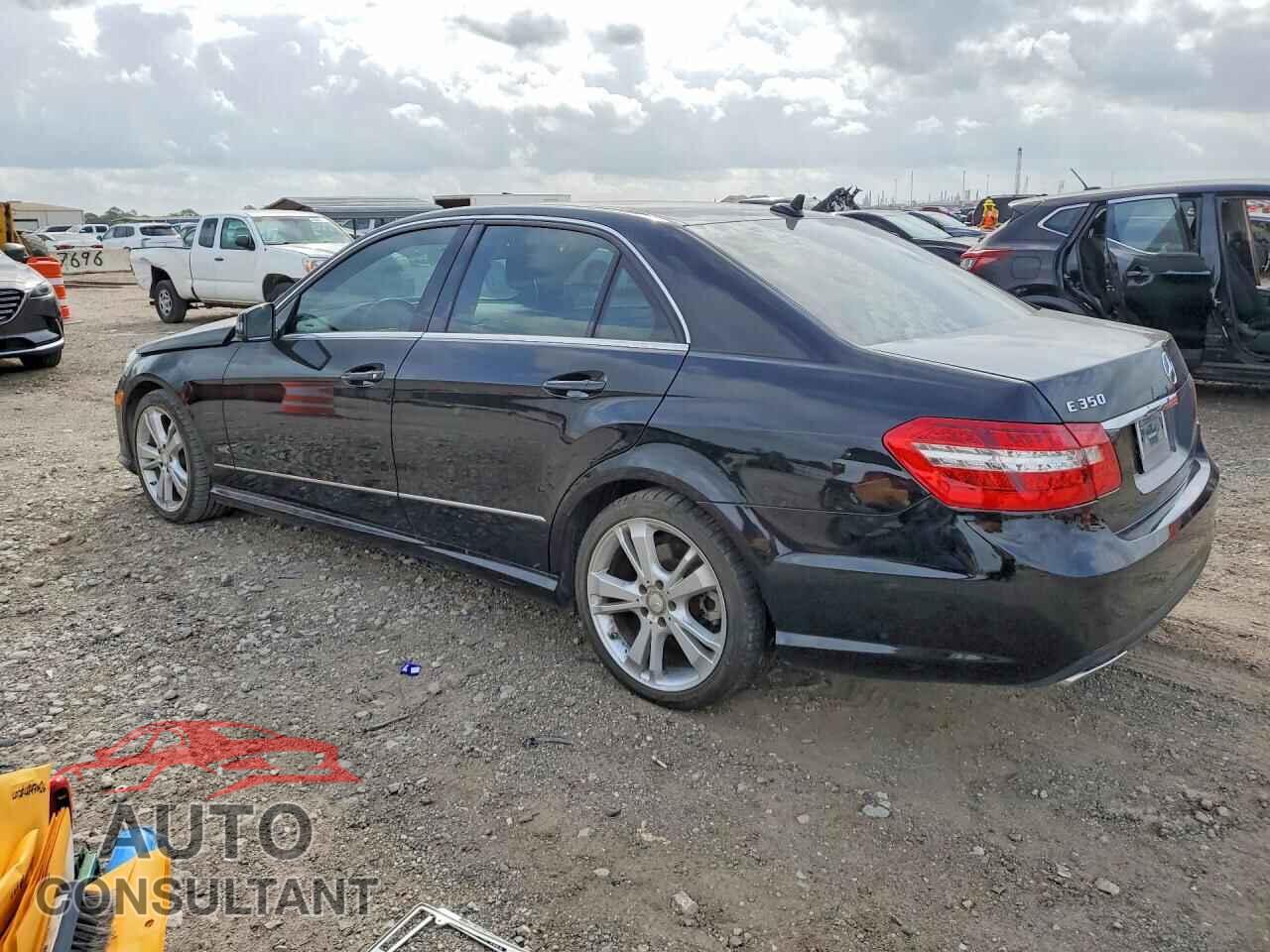 MERCEDES-BENZ E-CLASS 2013 - WDDHF5KB9DA730587