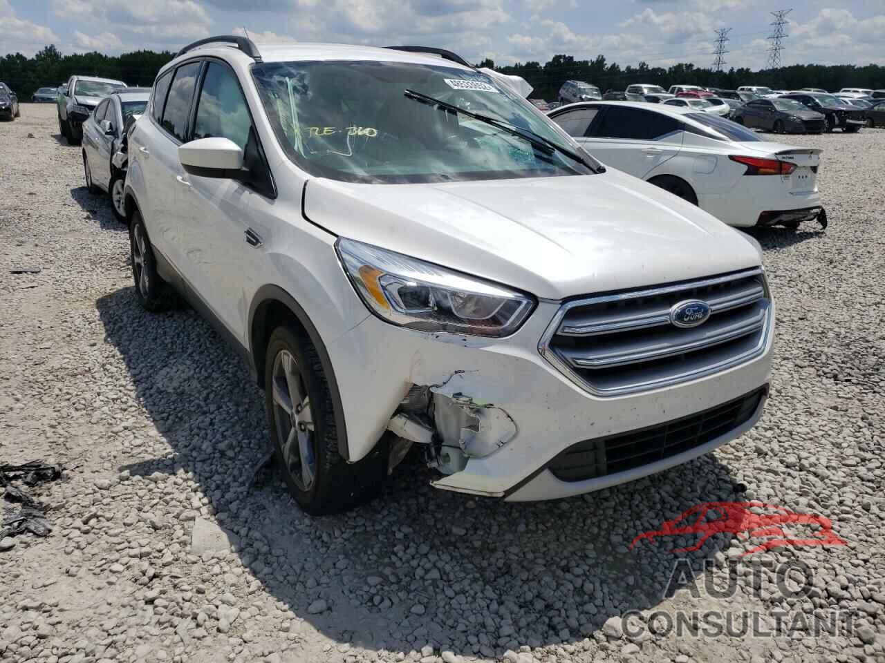 FORD ESCAPE 2017 - 1FMCU9GD5HUB51012