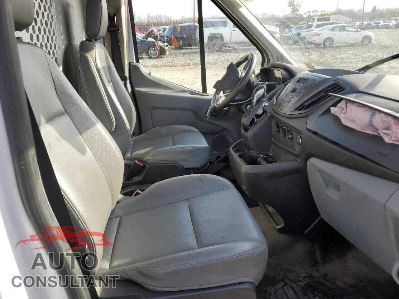FORD TRANSIT 2016 - 1FTYR2CM4GKB23589
