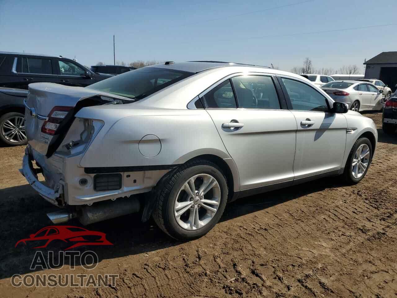 FORD TAURUS 2018 - 1FAHP2H85JG140807