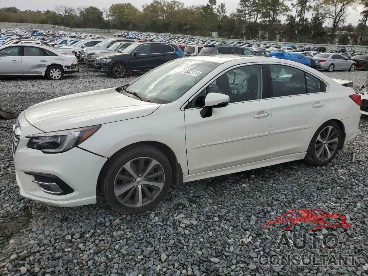 SUBARU LEGACY 2018 - 4S3BNAN68J3010644