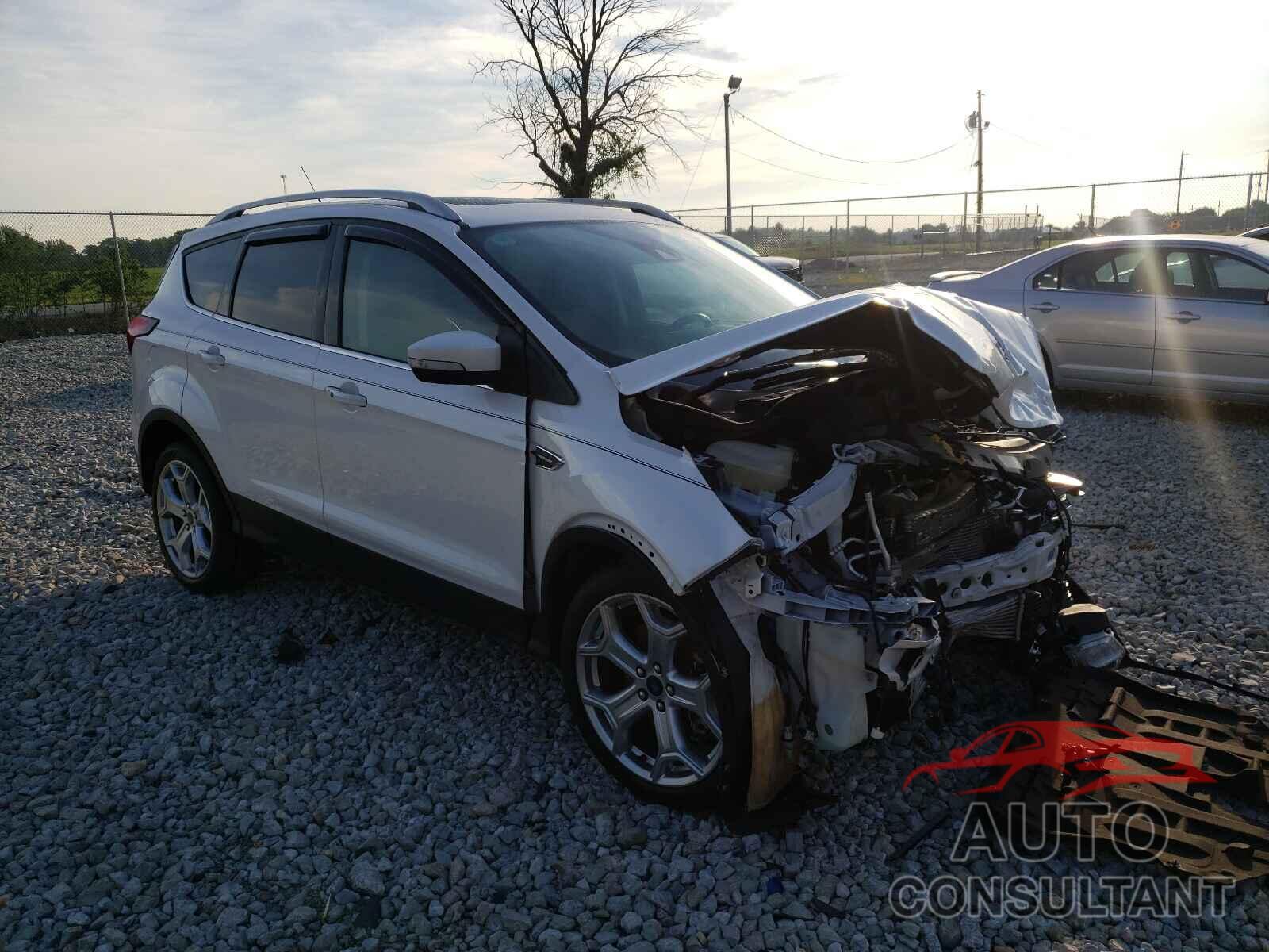 FORD ESCAPE 2019 - 1FMCU9J90KUA53419