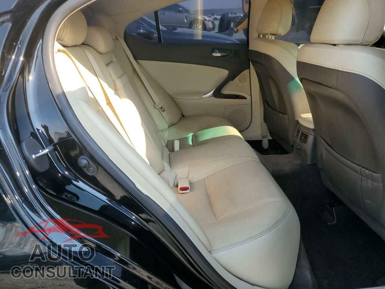 LEXUS IS 2012 - JTHBF5C29C5183177