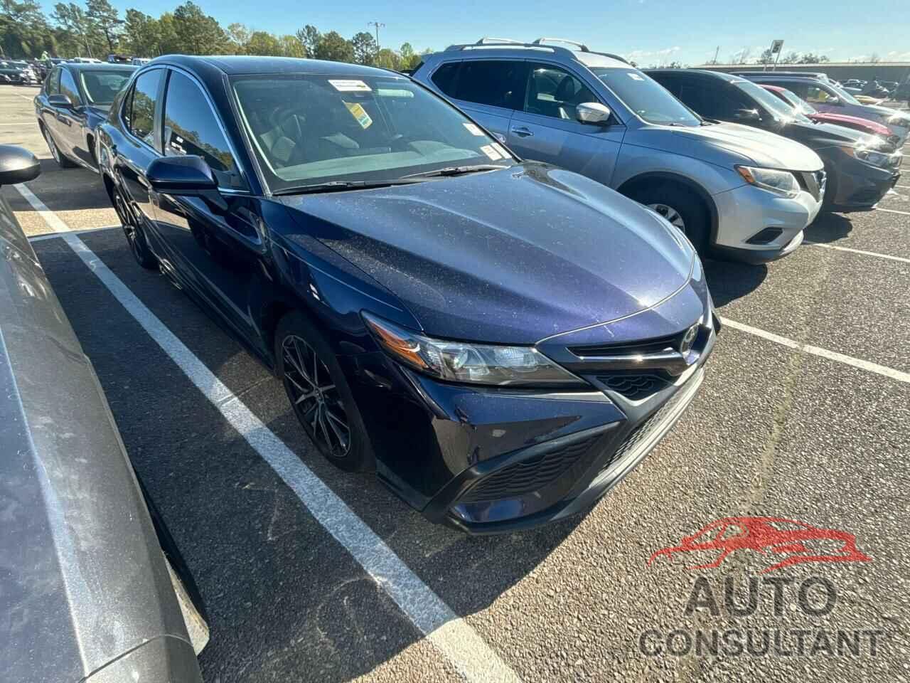TOYOTA CAMRY 2021 - 4T1G11AK9MU533587
