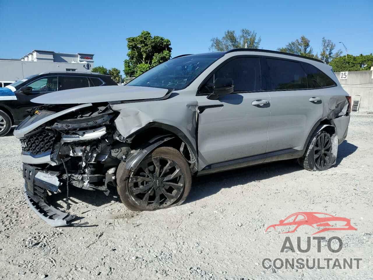 KIA SORENTO 2023 - 5XYRKDLFXPG172260