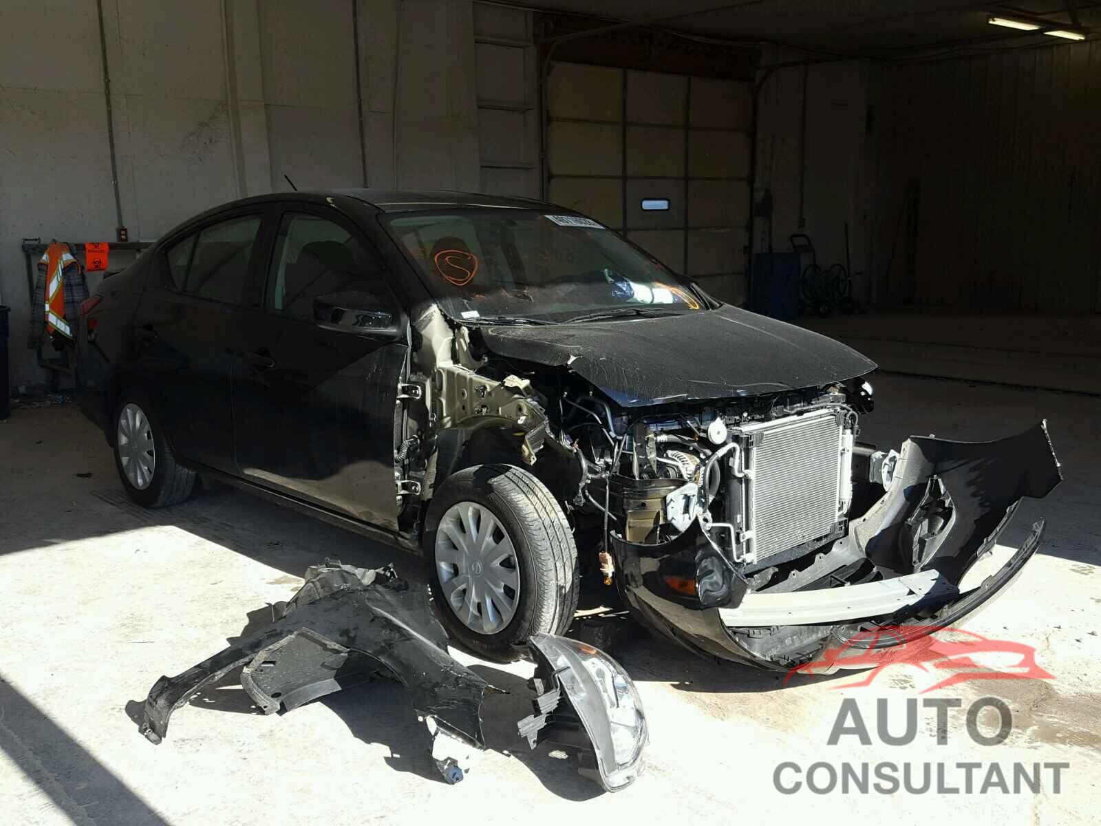 NISSAN VERSA 2018 - 3N1CN7AP0JL834523