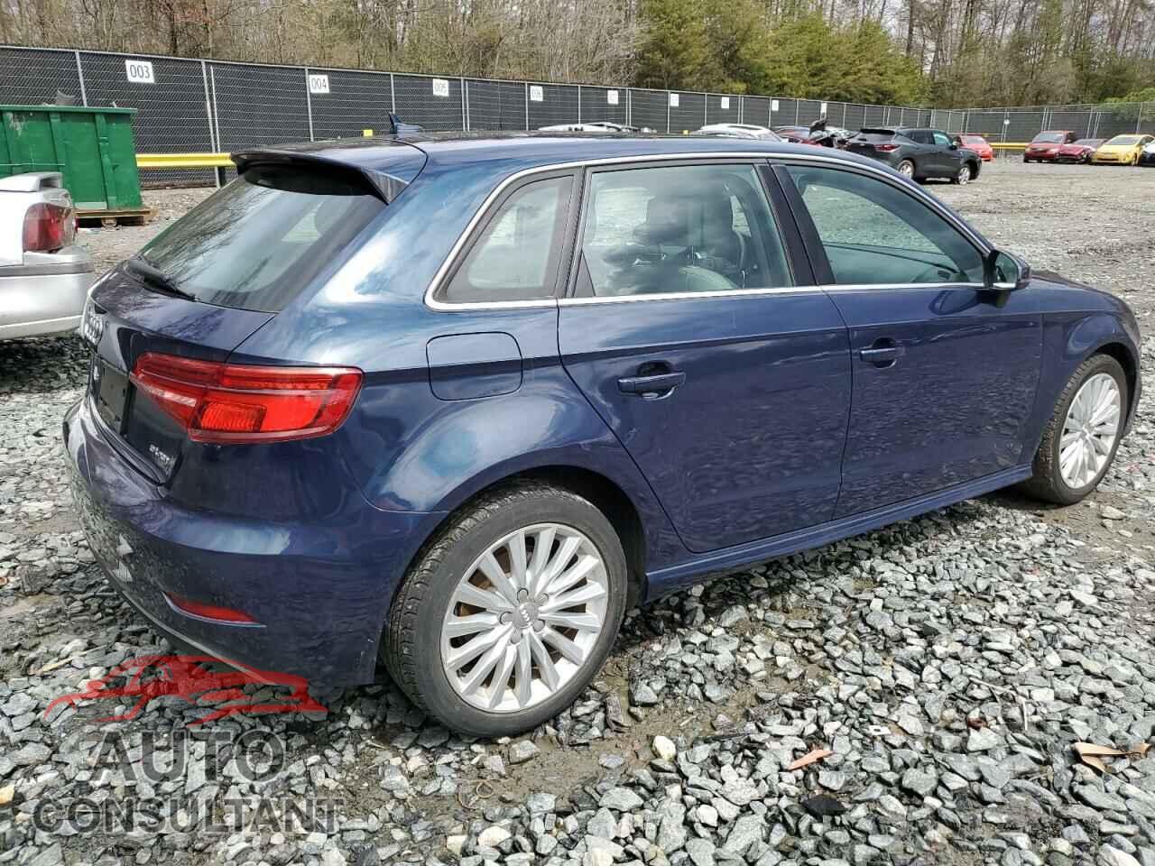 AUDI A3 2017 - WAUTPBFFXHA051153