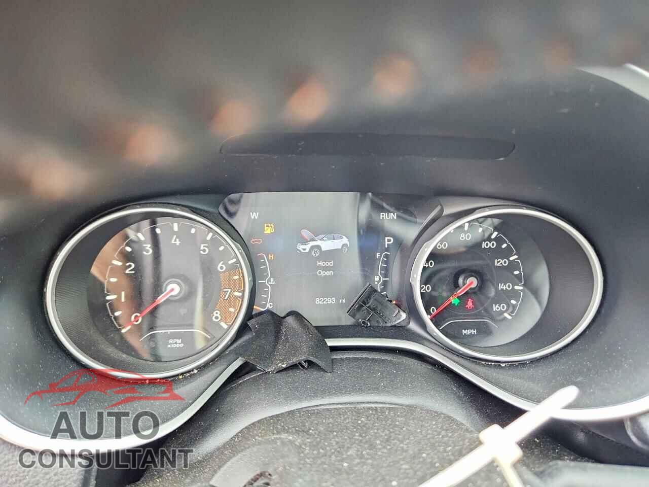 JEEP COMPASS 2018 - 3C4NJDBB8JT192216
