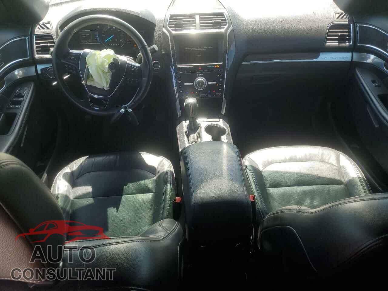 FORD EXPLORER 2018 - 1FM5K7F82JGA26318