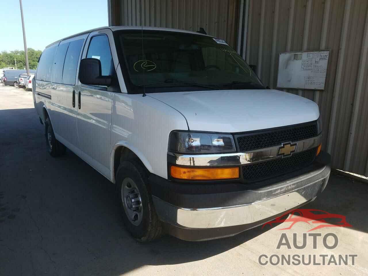 CHEVROLET EXPRESS 2017 - 1GAZGMFG4H1189555