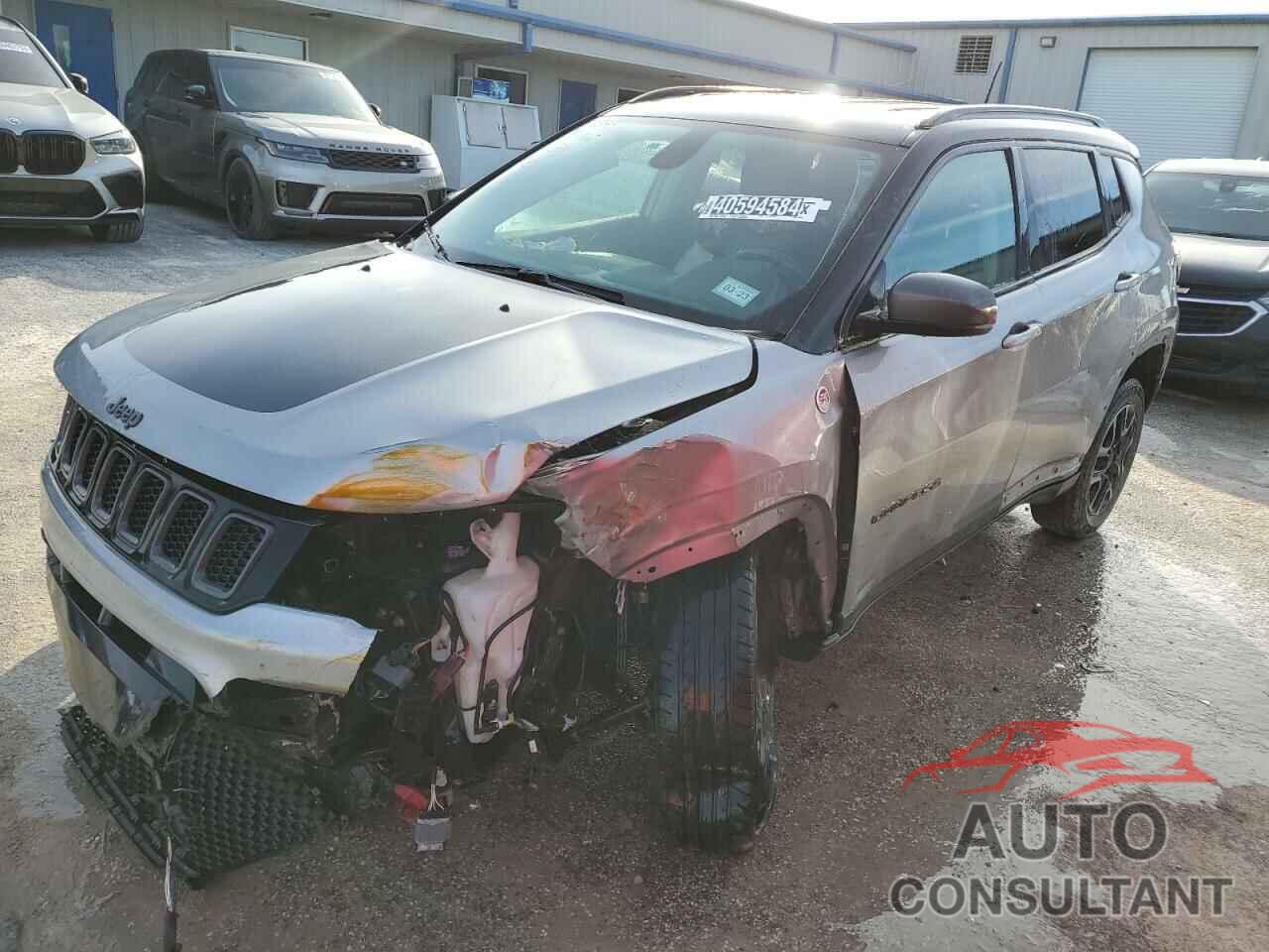 JEEP COMPASS 2019 - 3C4NJDDB9KT739587