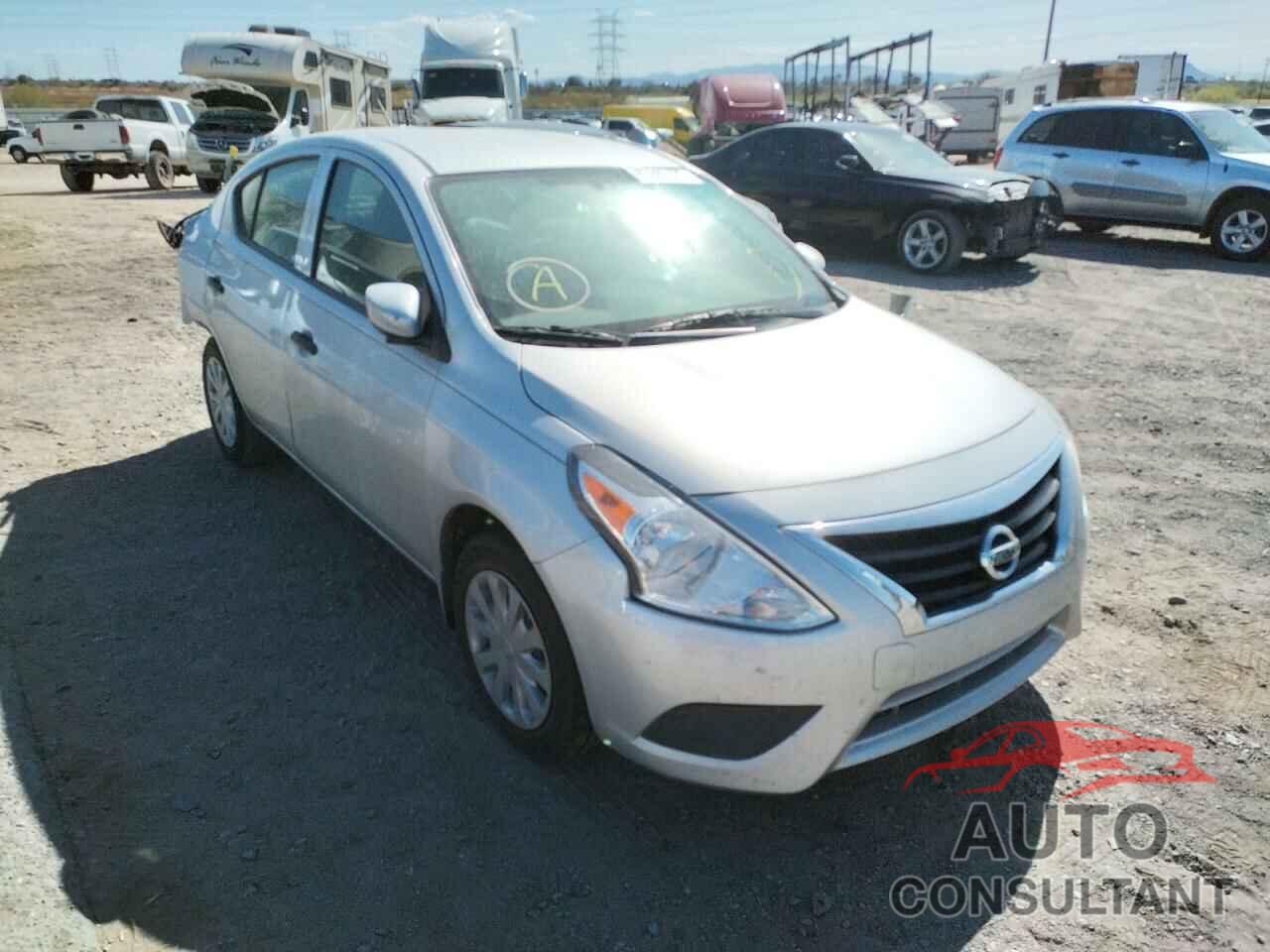 NISSAN VERSA 2019 - 3N1CN7AP7KL877502