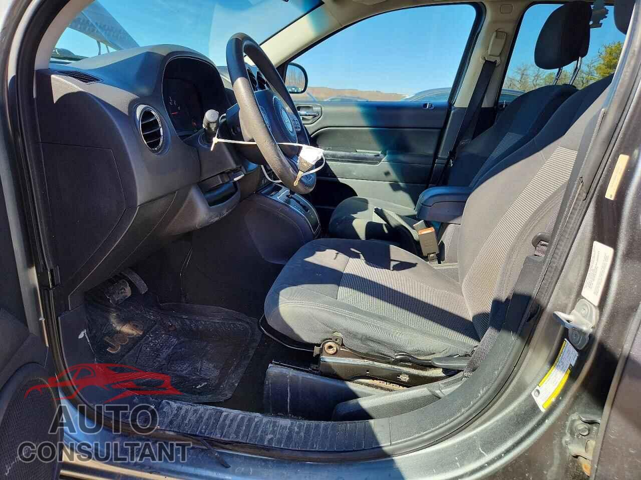 JEEP COMPASS 2011 - 1J4NT1FA5BD195358