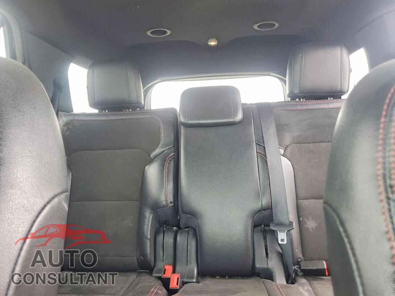 FORD EXPLORER 2018 - 1FM5K7D80JGB79525