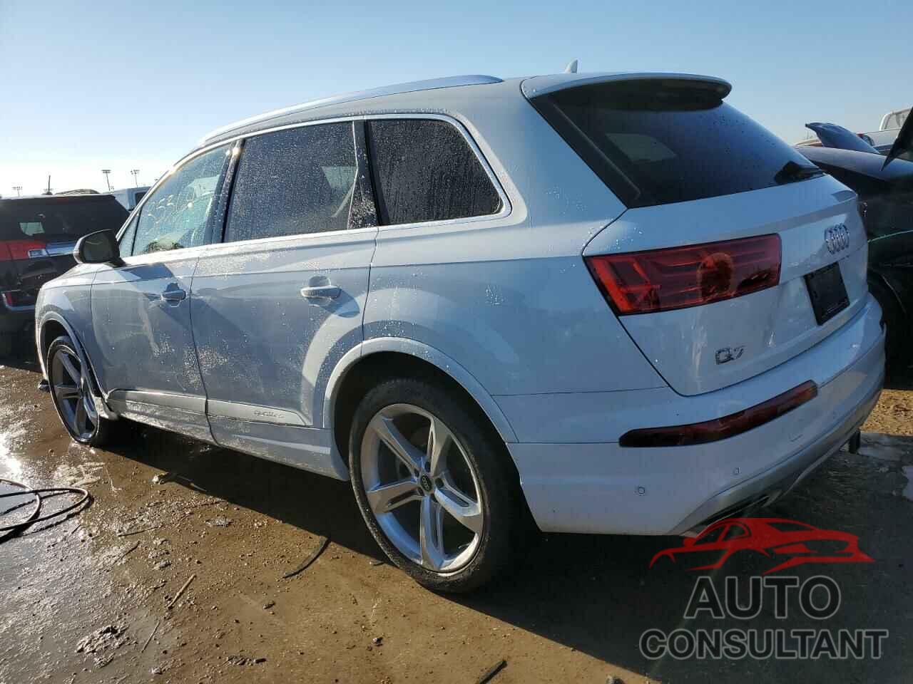 AUDI Q7 2019 - WA1VAAF7XKD021683