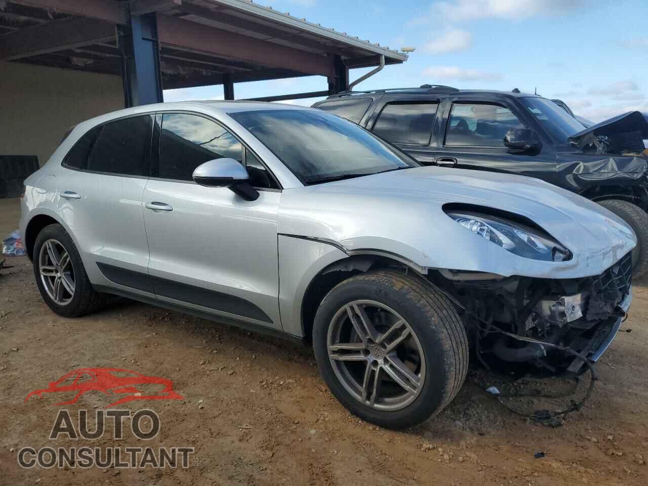 PORSCHE MACAN 2018 - WP1AA2A51JLB11078