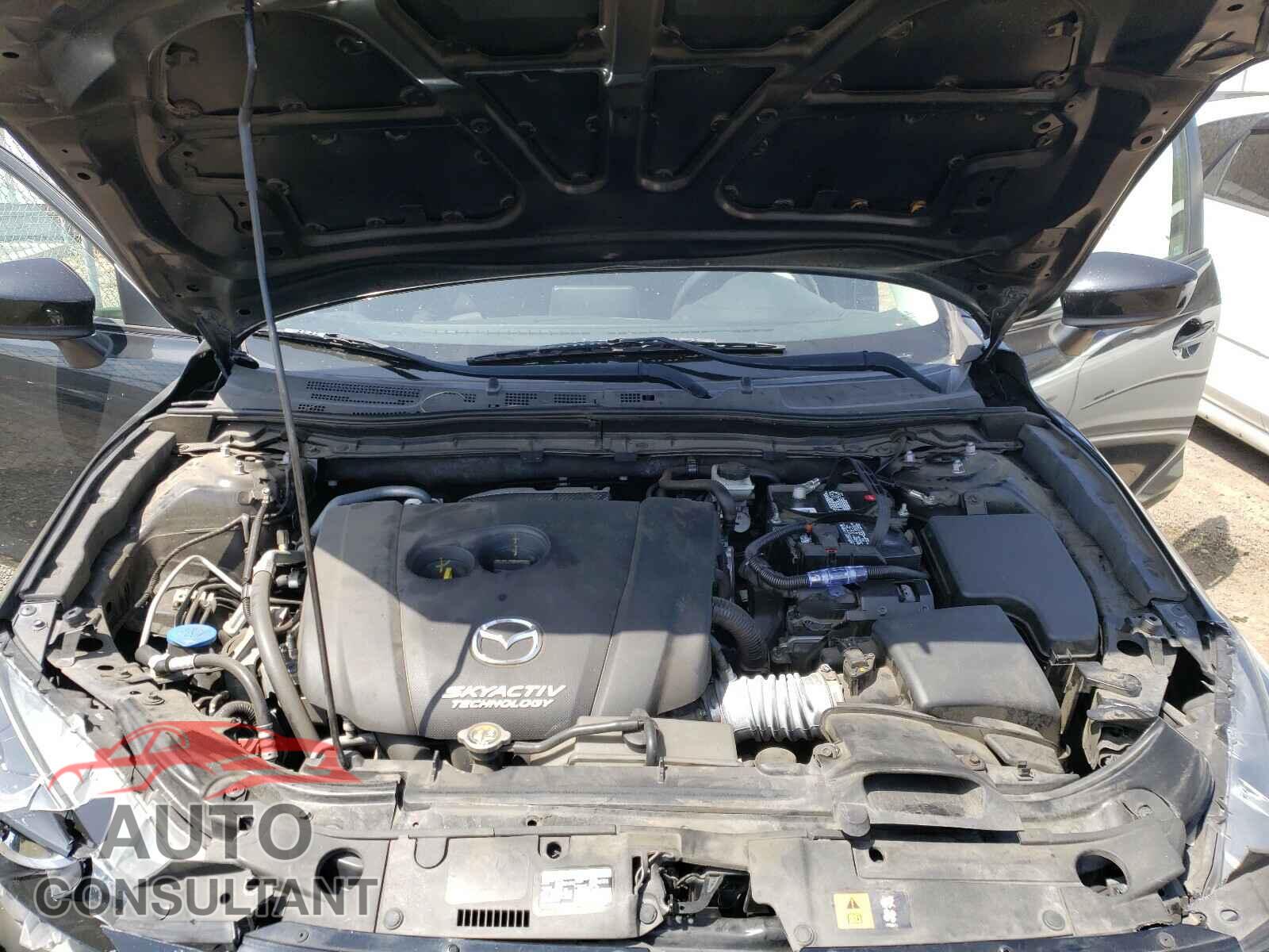 MAZDA 3 2017 - 3MZBN1U77HM115336