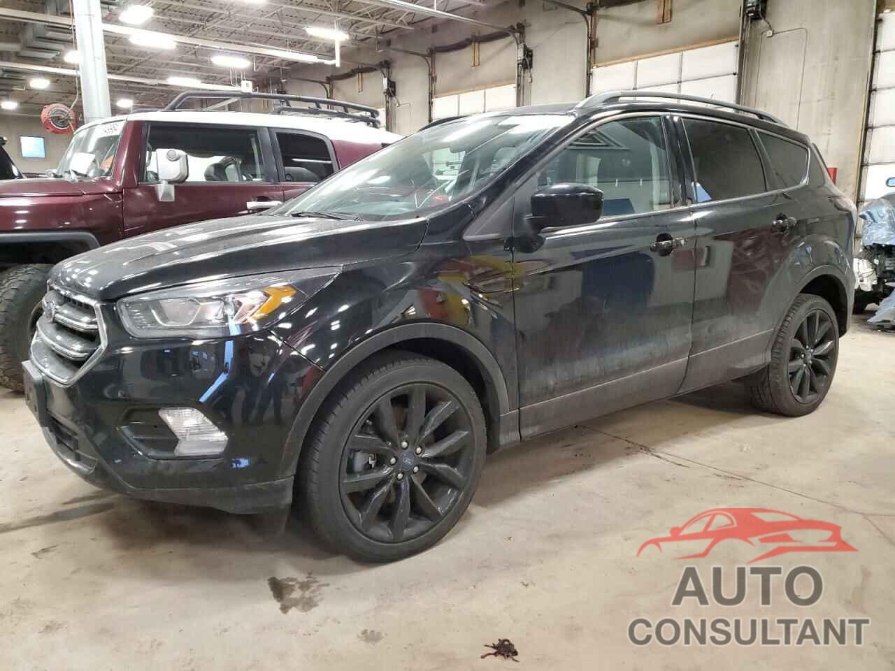 FORD ESCAPE 2017 - 1FMCU9GD1HUC78839