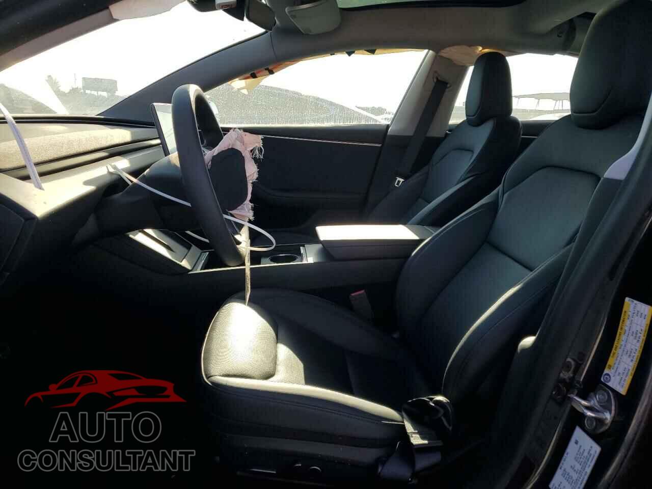 TESLA MODEL 3 2024 - 5YJ3E1EB3RF817329