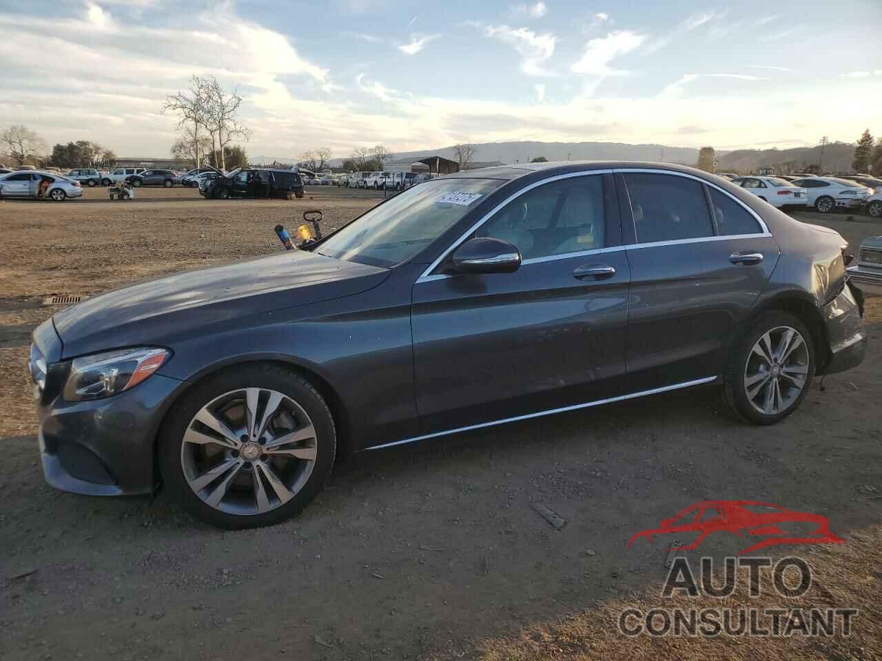 MERCEDES-BENZ C-CLASS 2015 - 55SWF4KB4FU040329